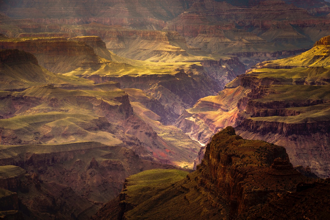 Discovering the Stunning Scenery of Grand Canyon National Park